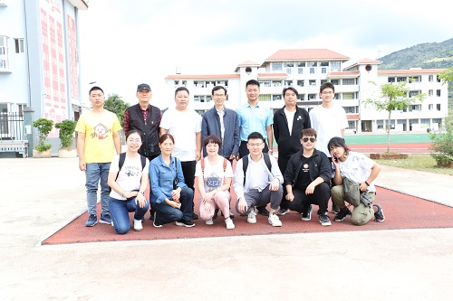 ������������ʯ����ţ����չ������˵���